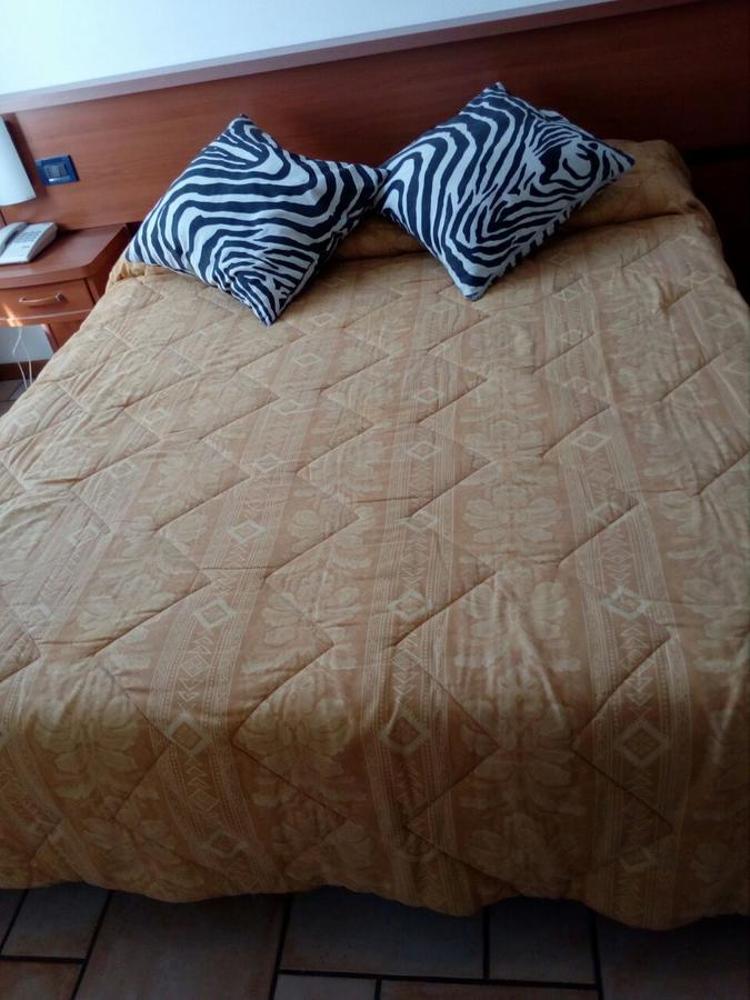 Hotel Lory Ficarolo Dış mekan fotoğraf